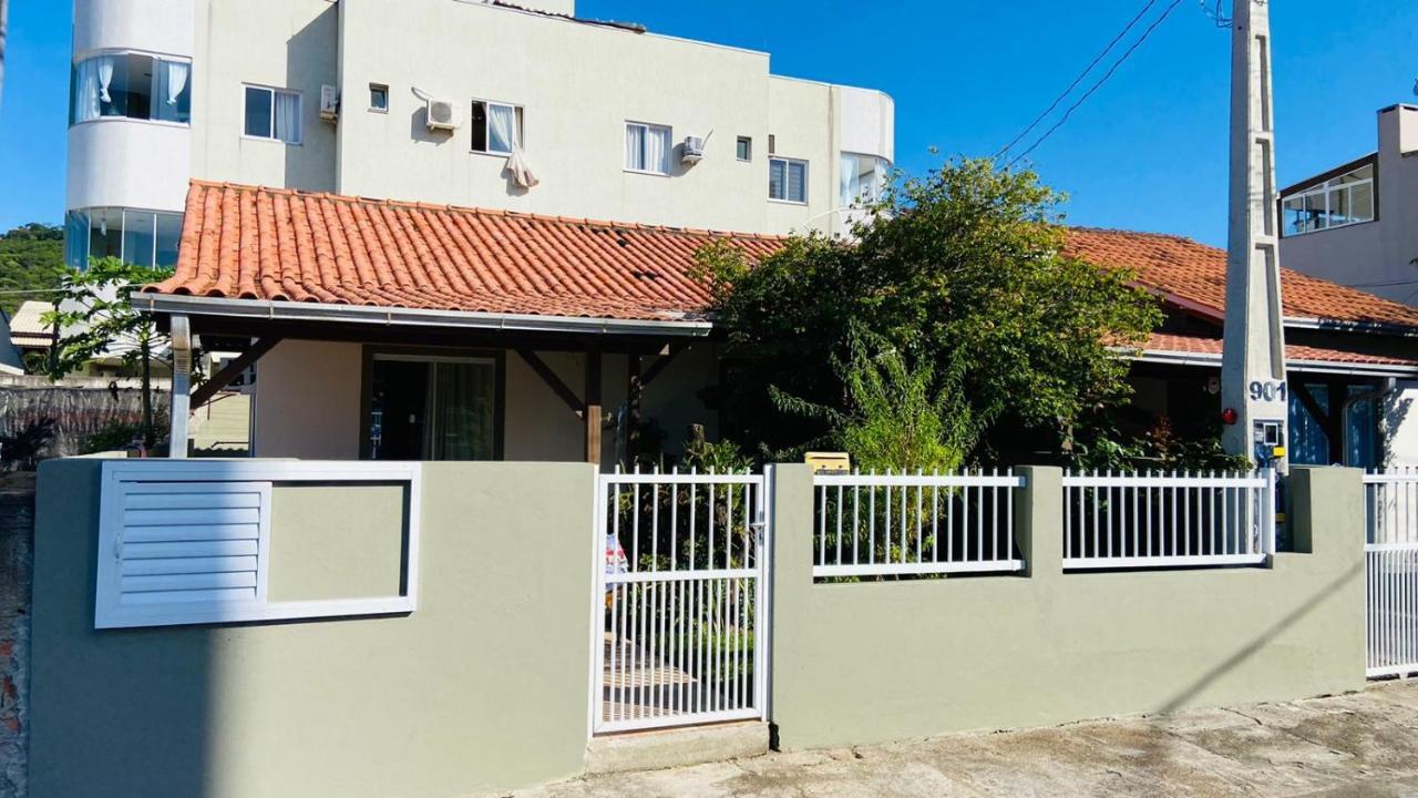 Para Desfutar Com A Familia Bombinhas Zewnętrze zdjęcie